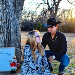 Meet your Posher, Manuel